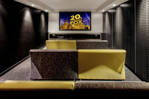 Code Apartments - Accommodation ACT 30