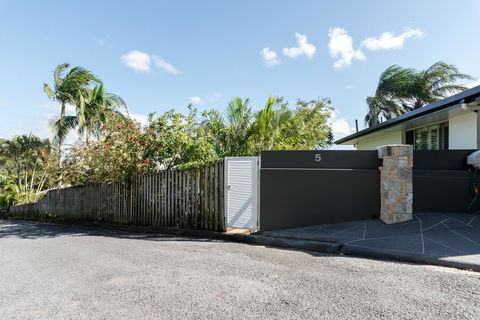 Private Guest Suite High On Currumbin Hill - Accommodation ACT 29