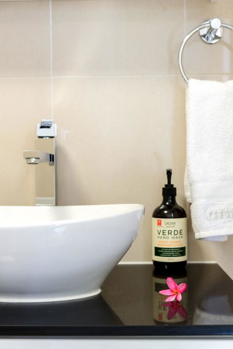 Private Guest Suite High On Currumbin Hill - Accommodation ACT 13