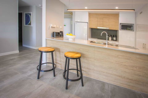 84 The Spit Holiday Apartments - Accommodation ACT 11
