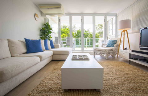 84 The Spit Holiday Apartments - Accommodation ACT 18