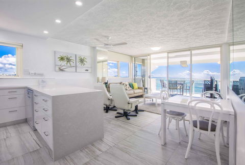 84 The Spit Holiday Apartments - Accommodation ACT 22