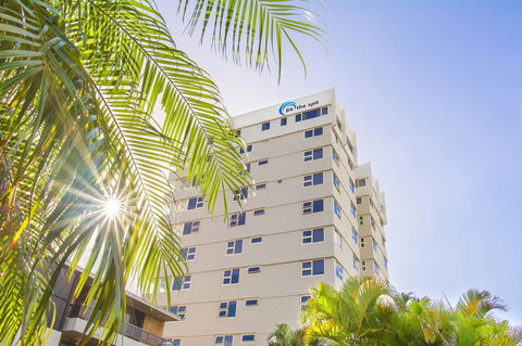 84 The Spit Holiday Apartments - Accommodation ACT 4