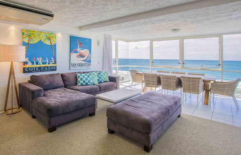 84 The Spit Holiday Apartments - Accommodation ACT 13