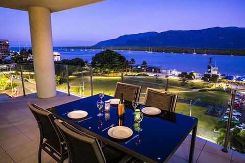 Jack And Newell Holiday Apartments - Accommodation ACT 31