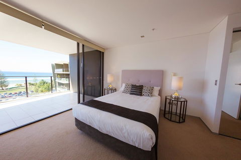 Ambience On Burleigh Beach - Accommodation ACT 15