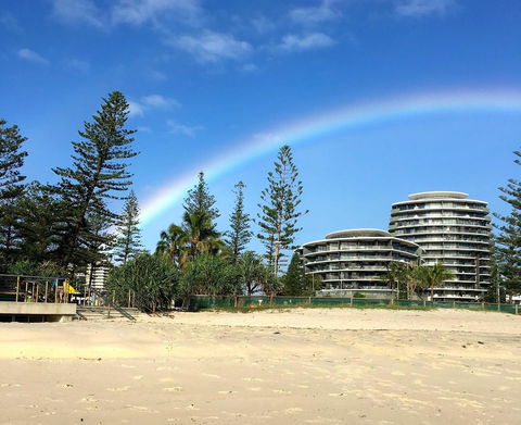 Ambience On Burleigh Beach - Accommodation ACT 4