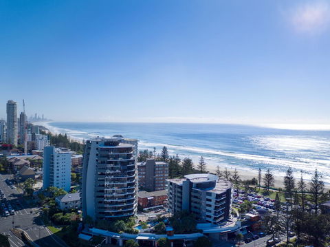 Ambience On Burleigh Beach - Accommodation ACT 5