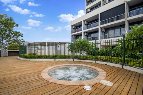 Sunshine Tower Hotel - Accommodation ACT 13