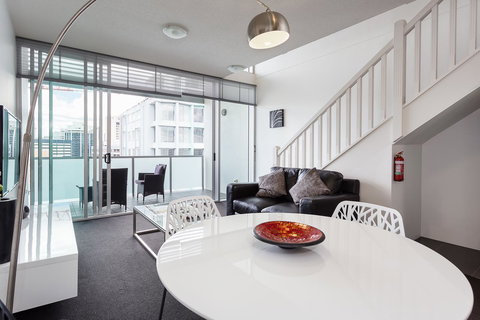 Oxygen Apartments - Accommodation ACT 13
