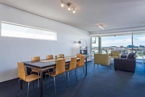 Oxygen Apartments - Accommodation ACT 6