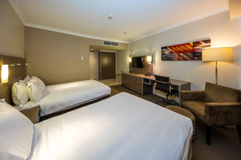 DoubleTree By Hilton Cairns - Accommodation ACT 12