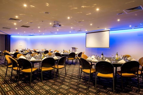 DoubleTree By Hilton Cairns - Accommodation ACT 37