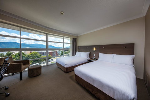 DoubleTree By Hilton Cairns - Accommodation ACT 16