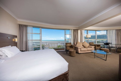 DoubleTree By Hilton Cairns - Accommodation ACT 31