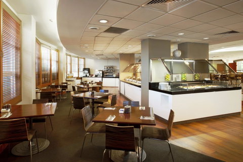 DoubleTree By Hilton Cairns - Accommodation ACT 9