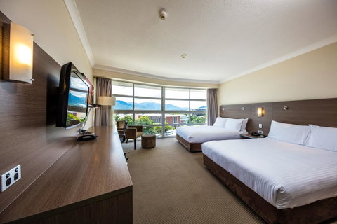 DoubleTree By Hilton Cairns - Accommodation ACT 20