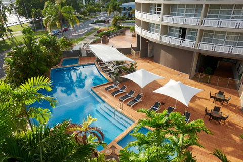 DoubleTree By Hilton Cairns - Accommodation ACT 2