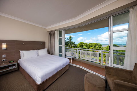 DoubleTree By Hilton Cairns - Accommodation ACT 27