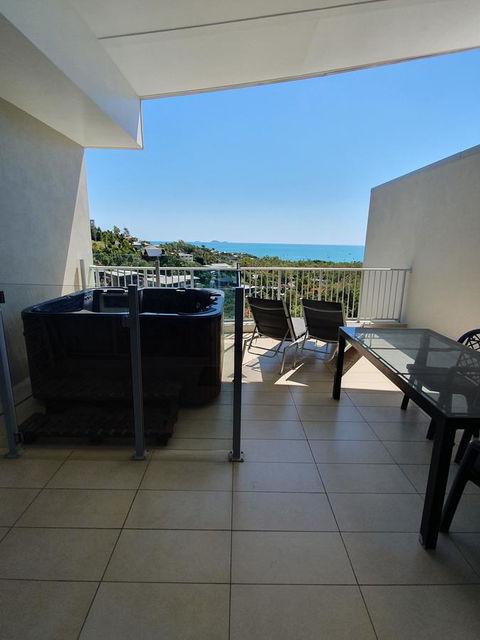 Azure Sea Whitsunday Resort - Accommodation ACT 24