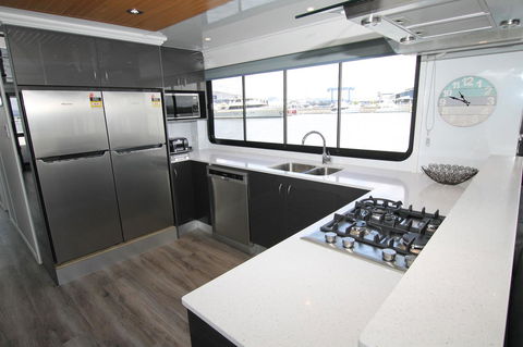 Coomera Houseboats - Accommodation ACT 37