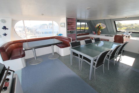 Coomera Houseboats - Accommodation ACT 19