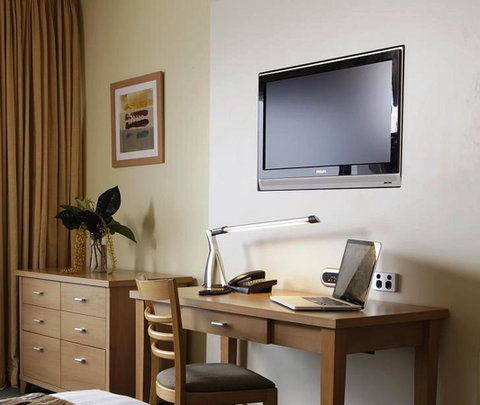 The Benson Hotel - Accommodation ACT 13
