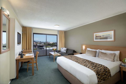 The Benson Hotel - Accommodation ACT 7