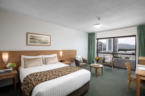 The Benson Hotel - Accommodation ACT 5