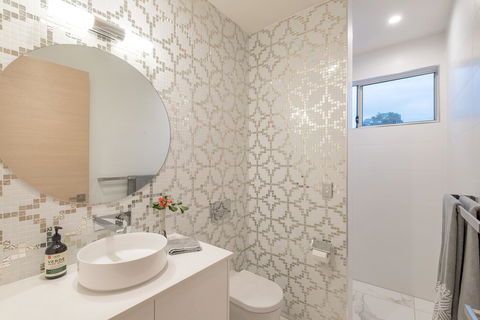 Noosa Villas - Accommodation ACT 14