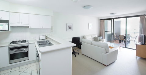The Oasis Apartments - Accommodation ACT 5