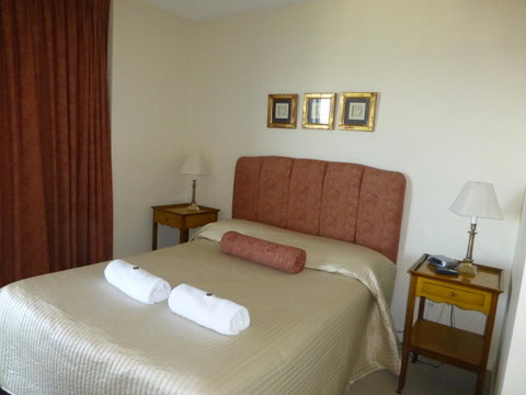 The Oasis Apartments - Accommodation ACT 18