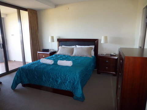 The Oasis Apartments - Accommodation ACT 6