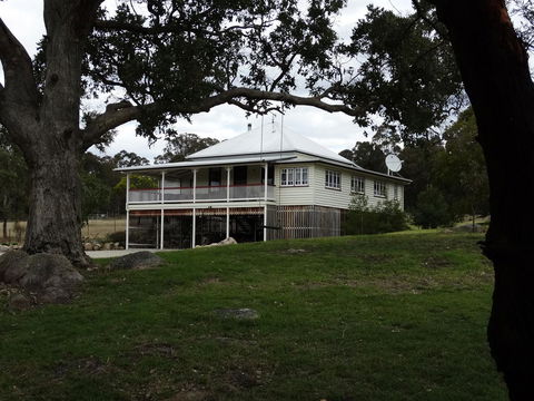 Loughmore House - Accommodation ACT 0