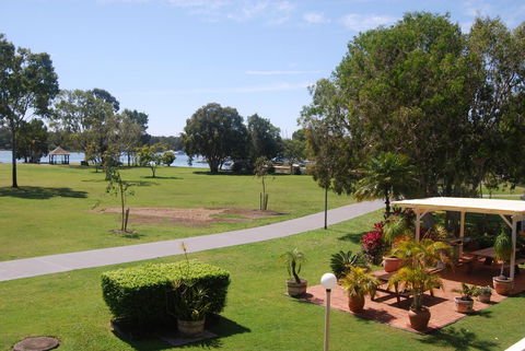 Regency Waterfront Noosa - Accommodation ACT 14