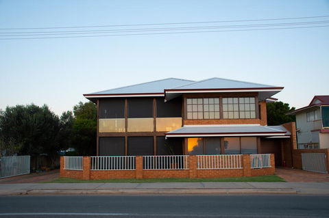 Waterside House Kalbarri - Accommodation ACT 0