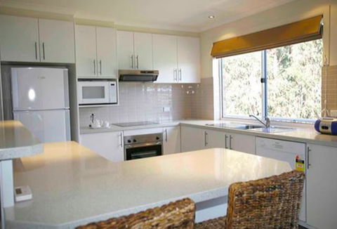Waterview Luxury Apartments - Accommodation ACT 2