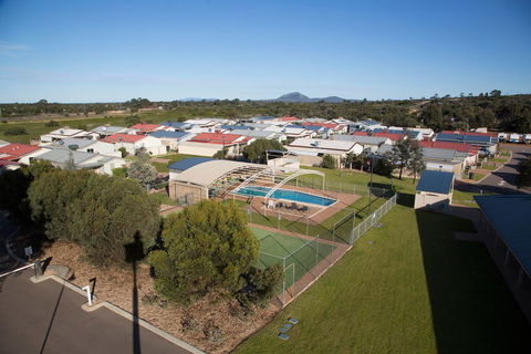 Wavecrest Village & Tourist Park - Accommodation ACT 1