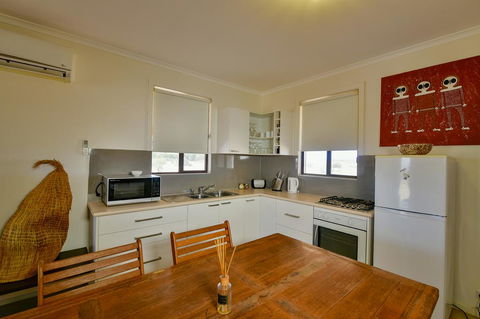William Creek Camp Ground & Units - Accommodation ACT 1