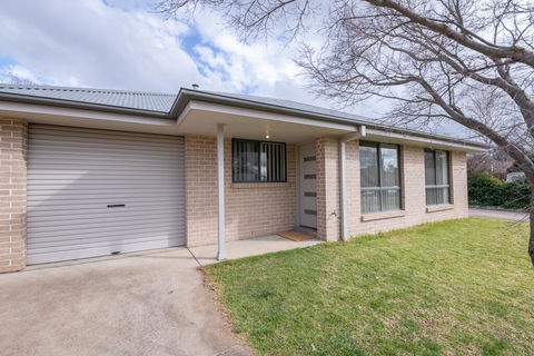 Wonderful Windred Modern, Comfy, Quiet - Accommodation ACT 1