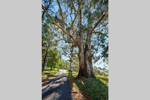 WOOLWAY - Accommodation ACT 1