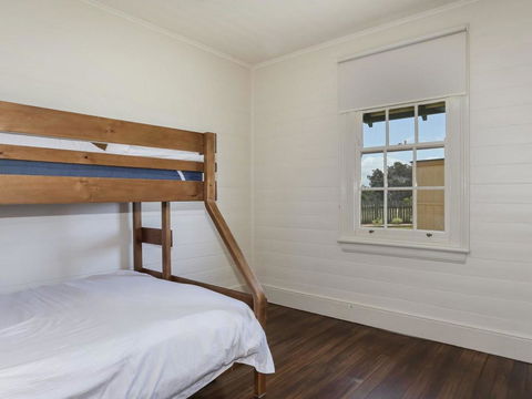 Yamba Pilot Cottage 2 - Pets Welcome - Close To Beach - Accommodation ACT 1