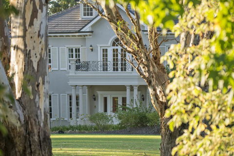 Yatahlia Manor Luxury Homestay - Accommodation ACT 1