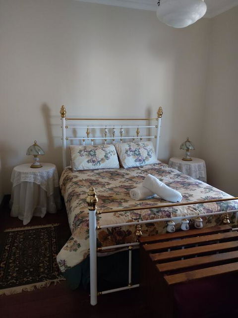 York Cottages And Burnley House - Accommodation ACT 1