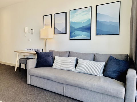 ZEN Homes On Collins - Accommodation ACT 2