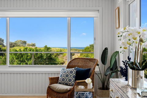 Zephyr On Sapphire - Accommodation ACT 1