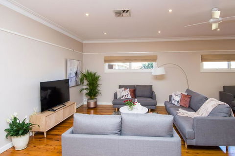 Hillsborough - Luxury, Boutique Accommodation - Accommodation ACT 3