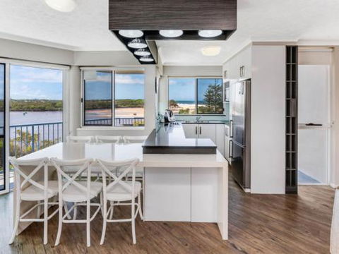 #12 The Outlook, Currimundi - Accommodation ACT 2