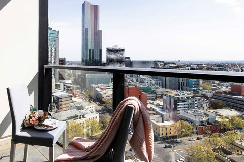 A 2BR Apt Near Melbourne Central Amazing Views - Accommodation ACT 0