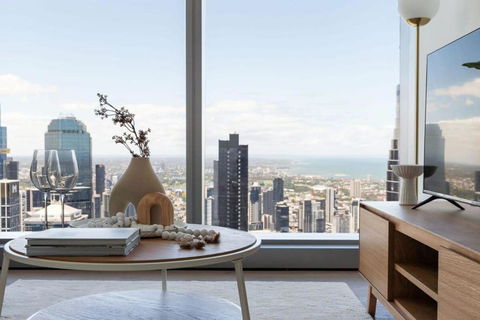 A 2BR Apt With Stunning City Views FREE Parking - Accommodation ACT 0